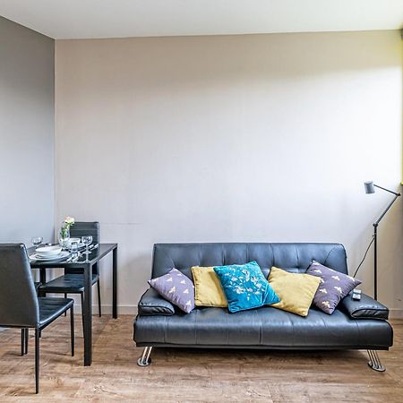 Wigan Central Serviced Apartments Exteriör bild