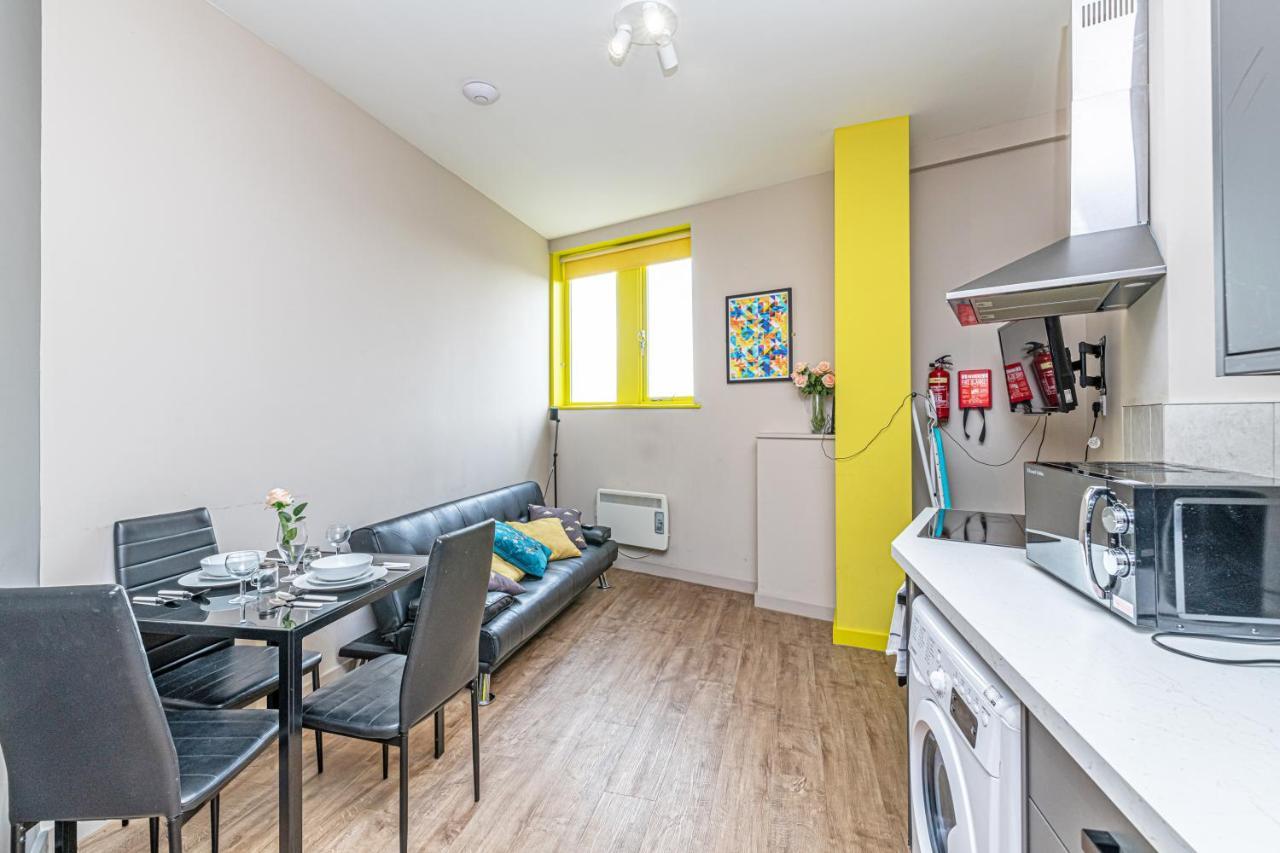 Wigan Central Serviced Apartments Exteriör bild