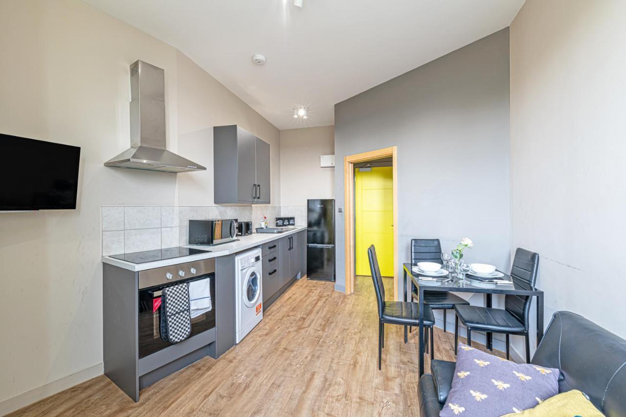 Wigan Central Serviced Apartments Exteriör bild