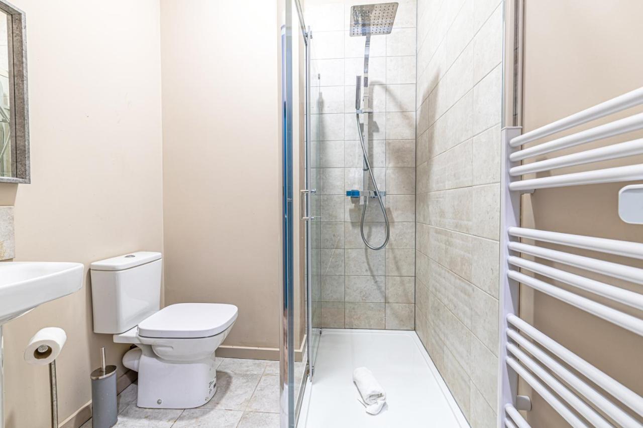Wigan Central Serviced Apartments Exteriör bild